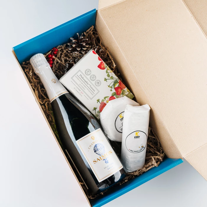 podarocnyj-nabor-s-champagne-salmon-selection-brut